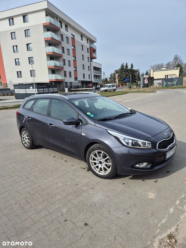 Kia Ceed - 3