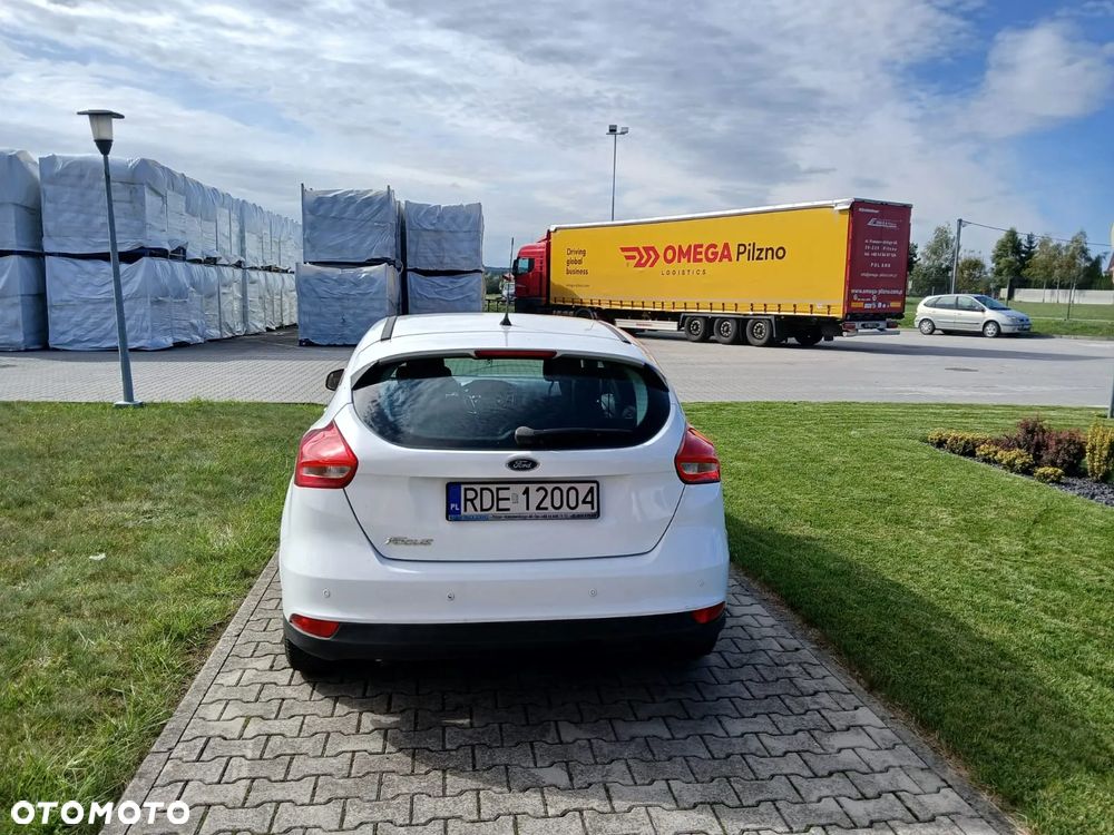 Ford Focus 1.5 TDCi Trend - 6
