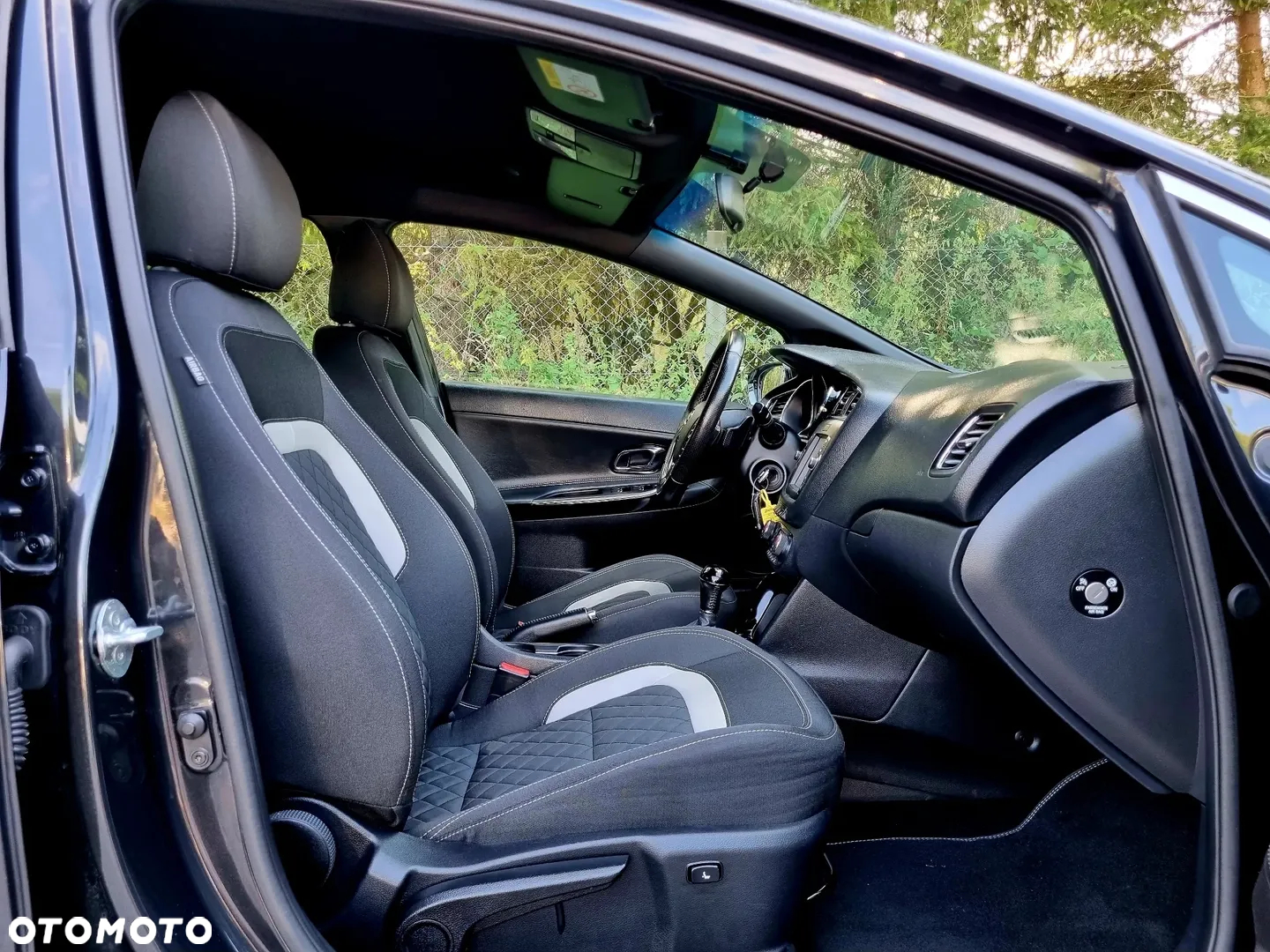 Kia Ceed 1.6 CRDi 136 DCT ISG GT Line - 12