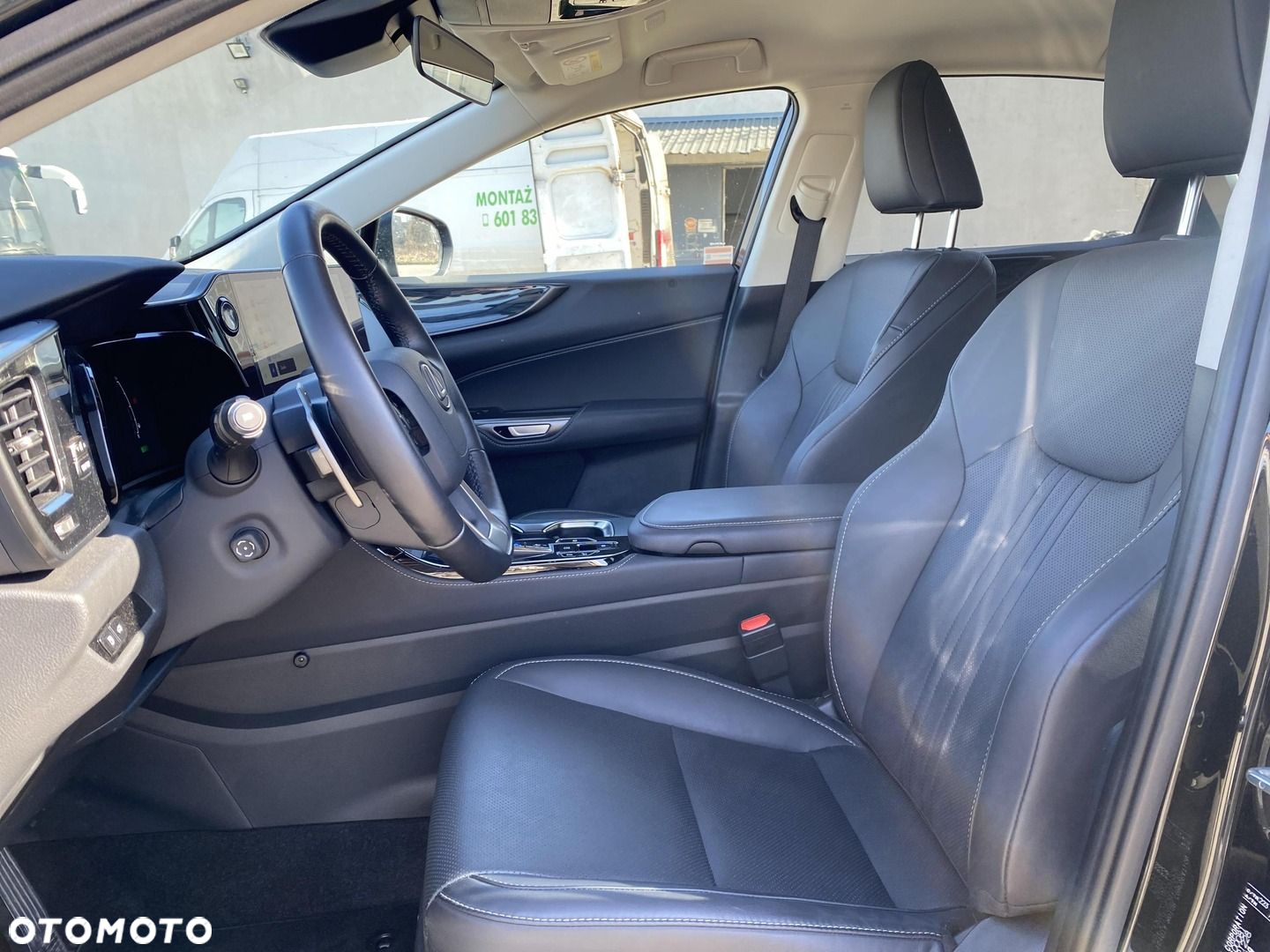 Lexus NX - 13