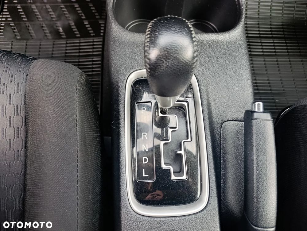 Mitsubishi Outlander 2.2 DI-D 4WD Automatik Instyle - 22