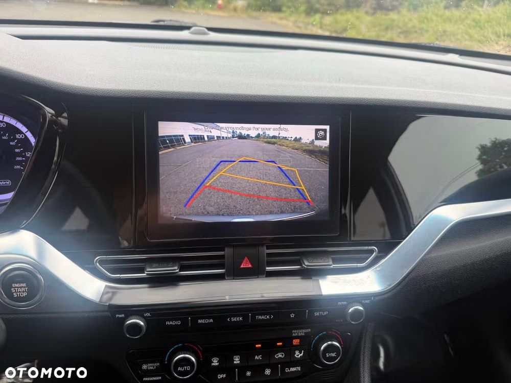 Kia Niro - 16