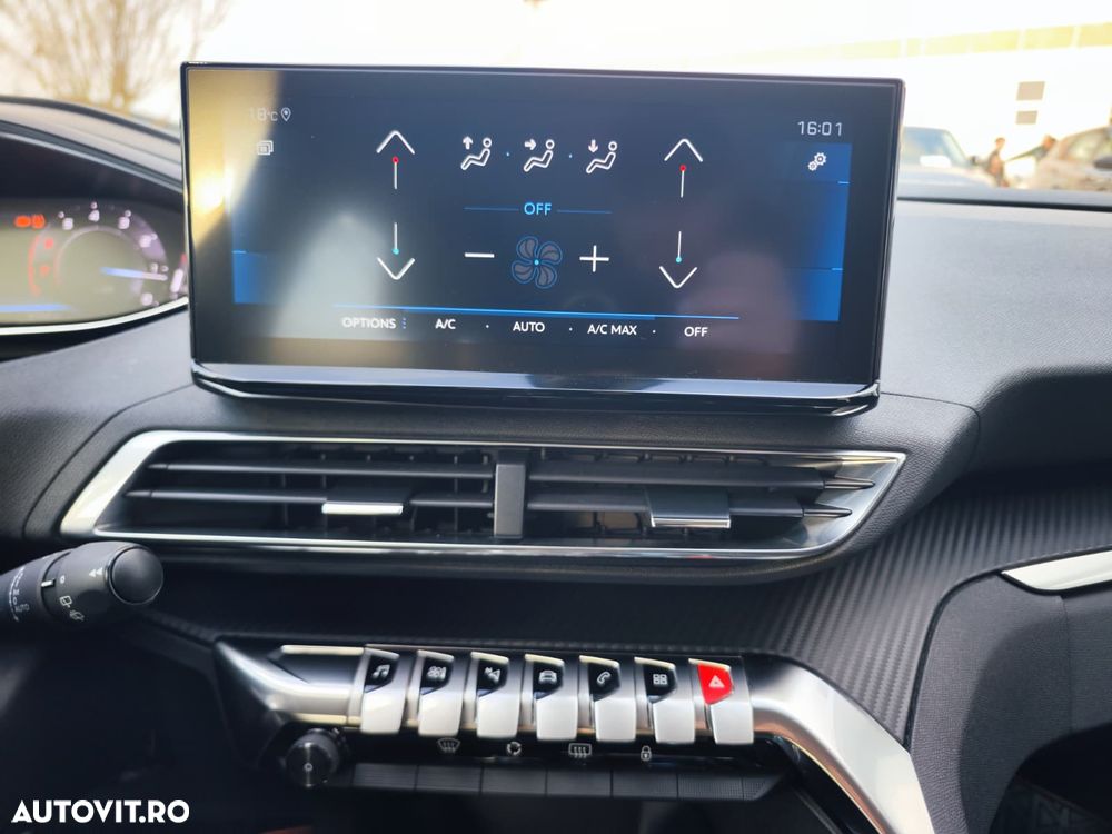 Peugeot 3008 1.2 PureTech 130 EAT8 Active Pack - 19