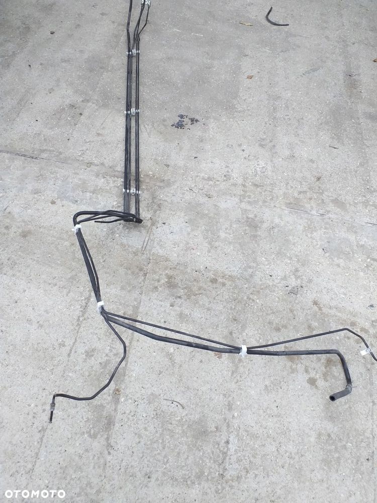 Toyota Prius IV PRIME przewody hamulcowe paliwowe - 4