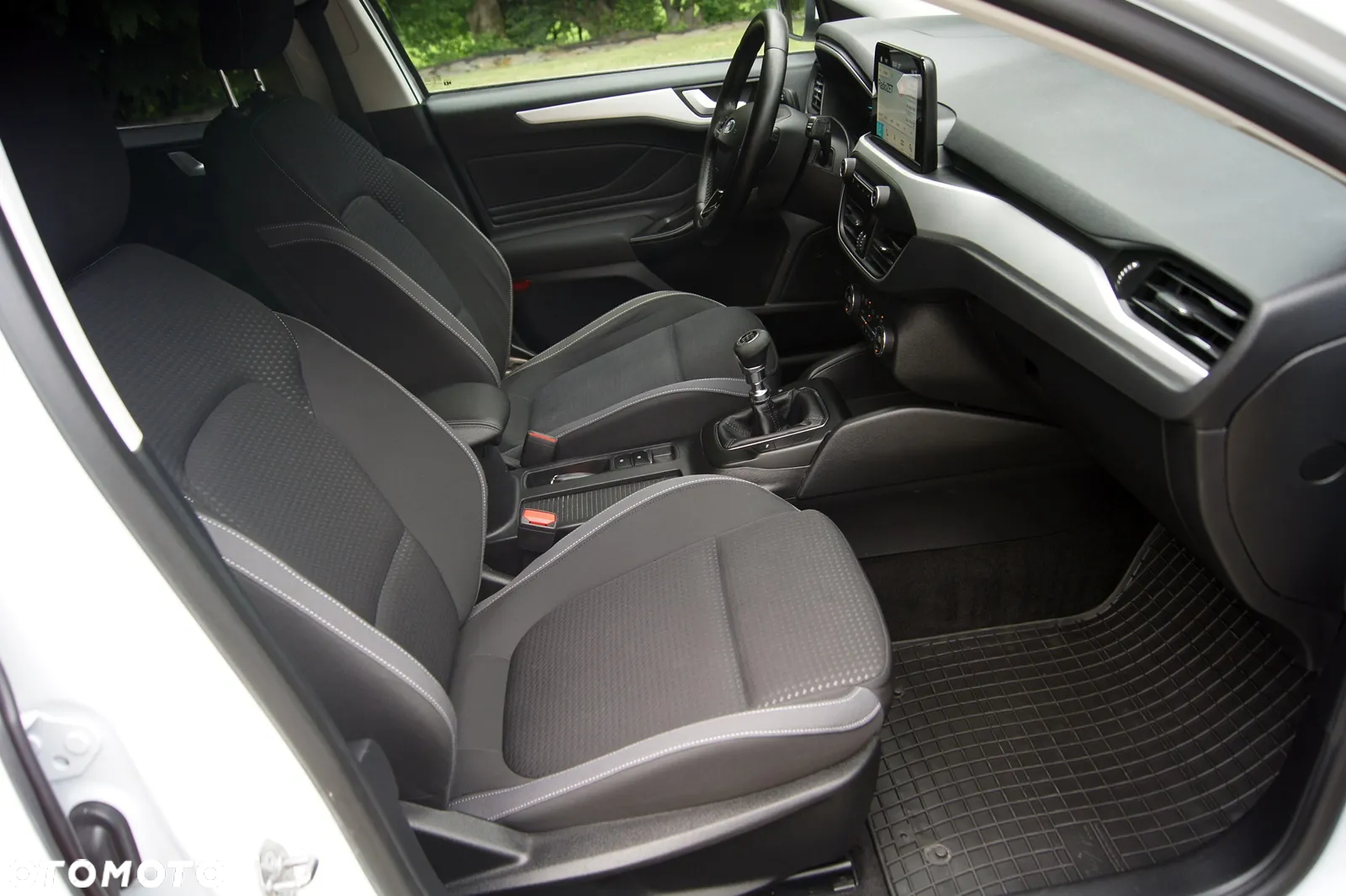 Ford Focus Turnier 1.5 EcoBlue Start-Stopp-System COOL&CONNECT - 27