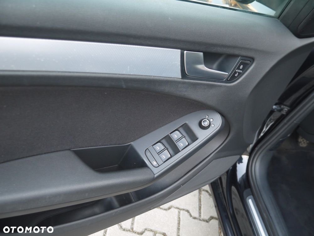 Audi A4 Avant - 14