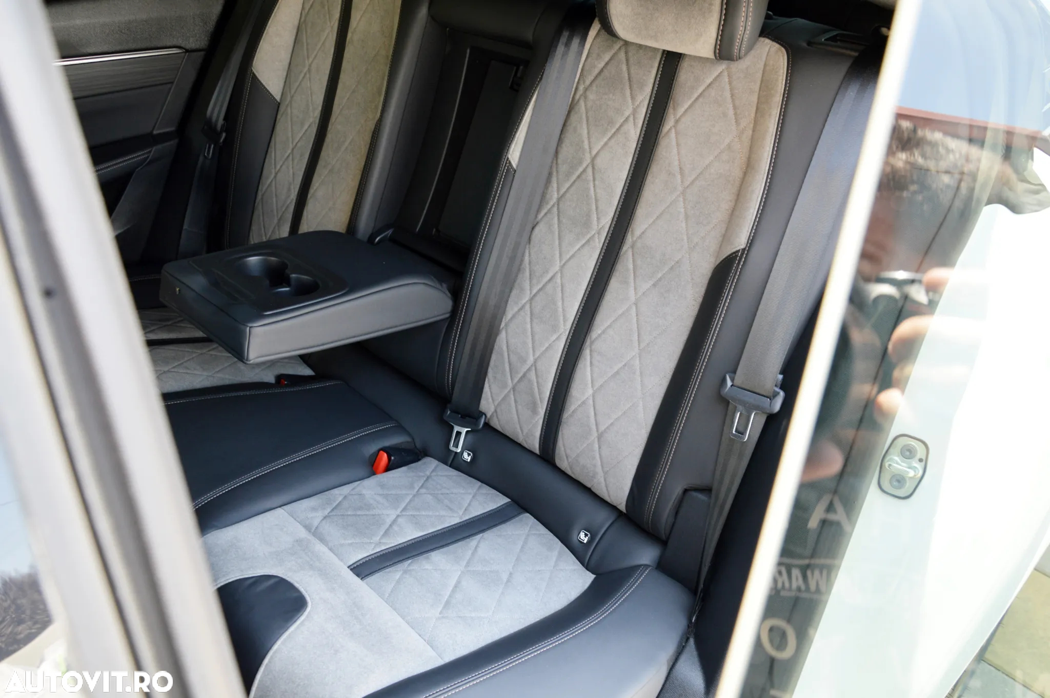 Peugeot 508 Hybrid 225 e-EAT8 GT - 16