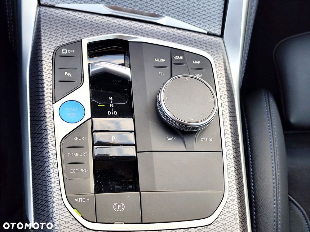 BMW i4 80.7kWh eDrive 40 M Sport - 19