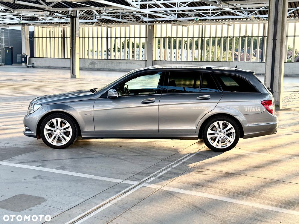Mercedes-Benz Klasa C 220 CDI DPF BlueEFFICIENCY 7G-TRONIC Avantgarde Edition - 10