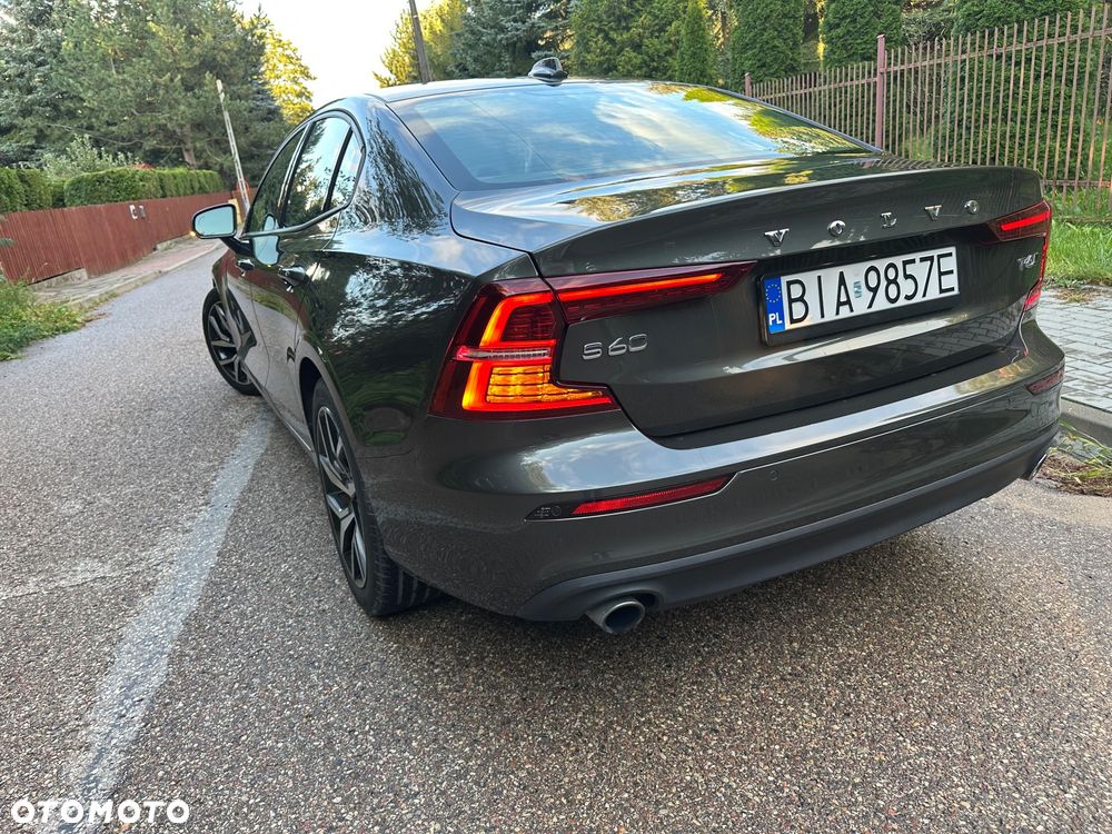 Volvo S60 T6 AWD Momentum Pro - 9
