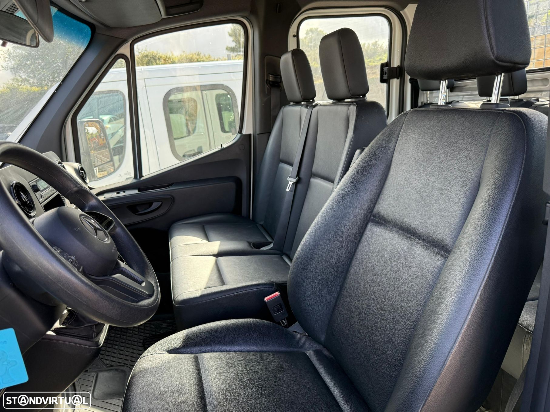 Mercedes-Benz Sprinter Outro - 4