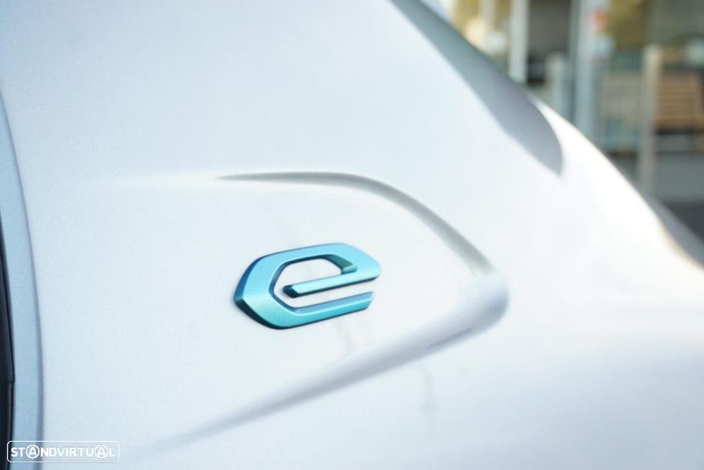 Peugeot e-208 50 kWh Active Pack - 12