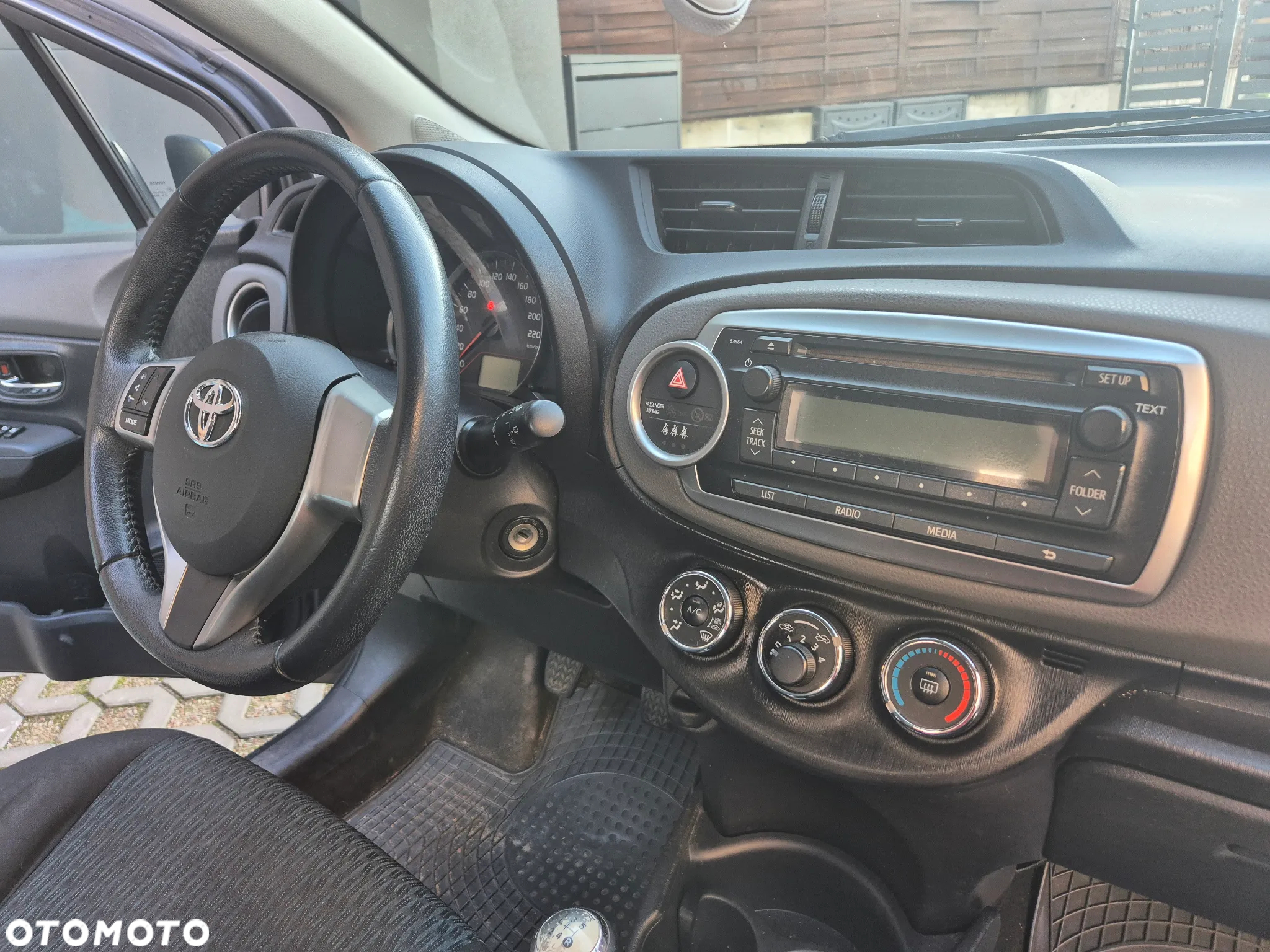 Toyota Yaris 1.0 Entry - 8