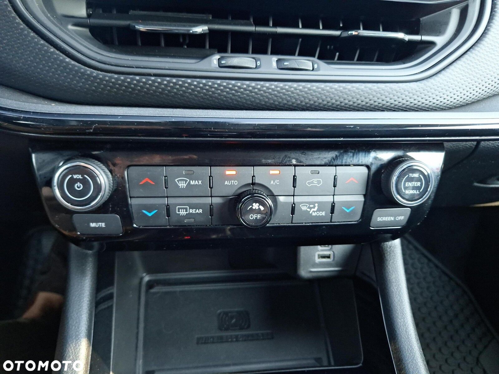 Jeep Compass - 18