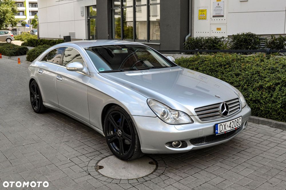 Mercedes-Benz CLS - 6