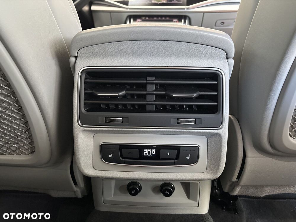 Audi Q7 TFSI e PHEV 290 kW Quattro Tiptr - 17