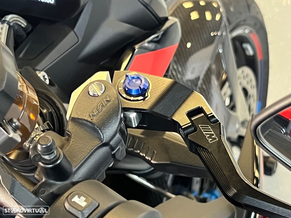 BMW M 1000 R M Competition - Carbon / Akrapovic - 51