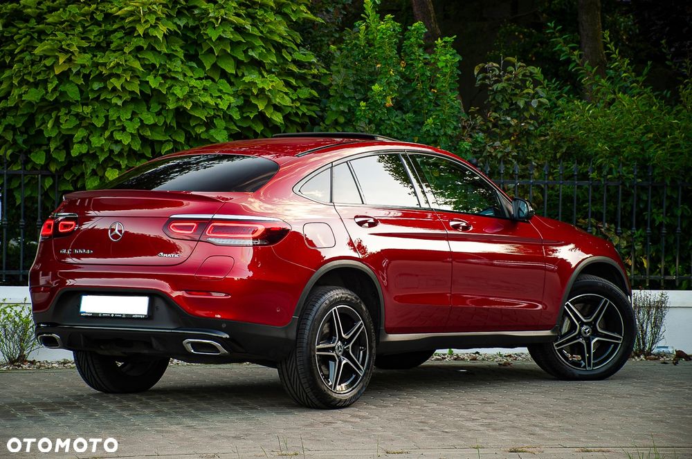Mercedes-Benz GLC 300 de 4Matic 9G-TRONIC AMG Line Plus - 9