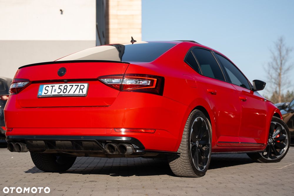 Skoda Superb 2.0 TSI 4x4 Sportline DSG - 11