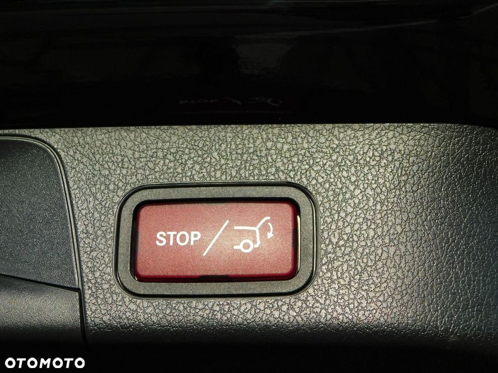 Mercedes-Benz GLB 220 d Progressive 8G-DCT - 21