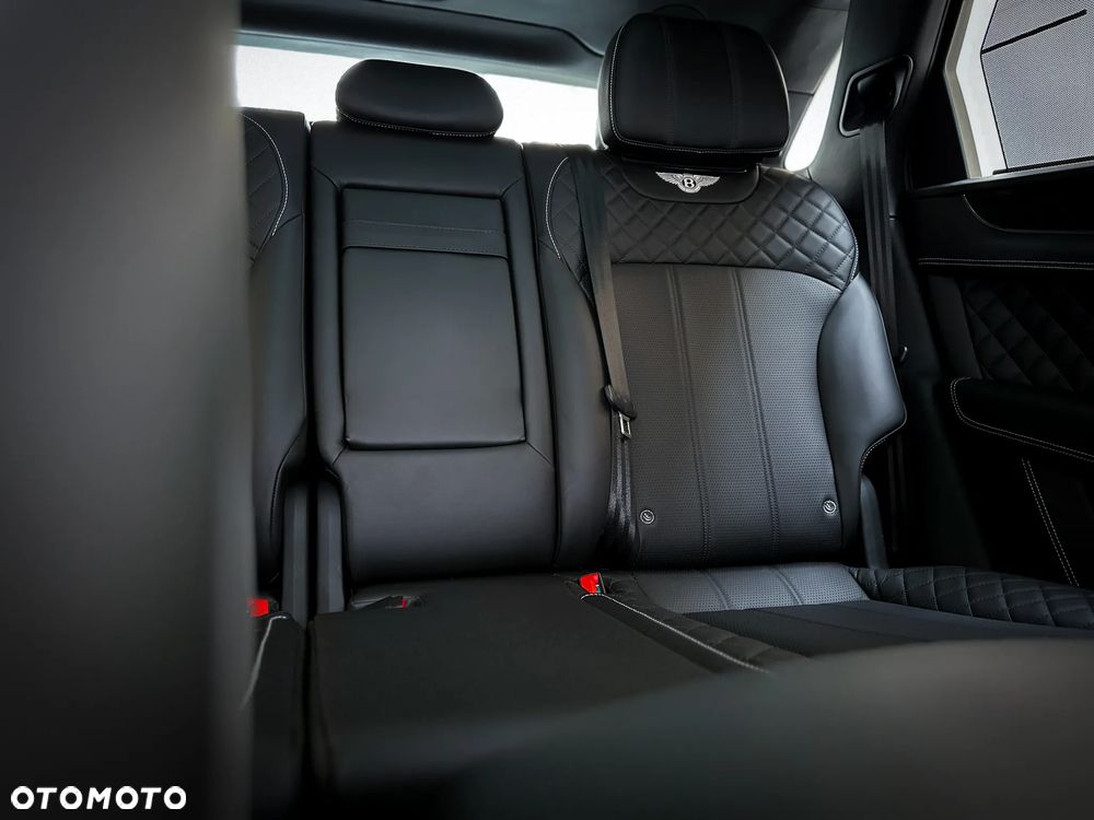 Bentley Bentayga W12 - 31