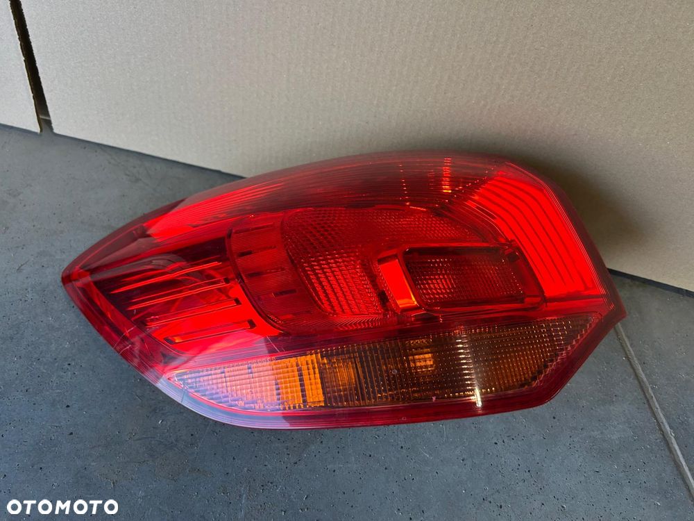 OPEL ASTRA 4 IV KOMBI LAMPA LEWA TYŁ TYLNA 13282242 - 1