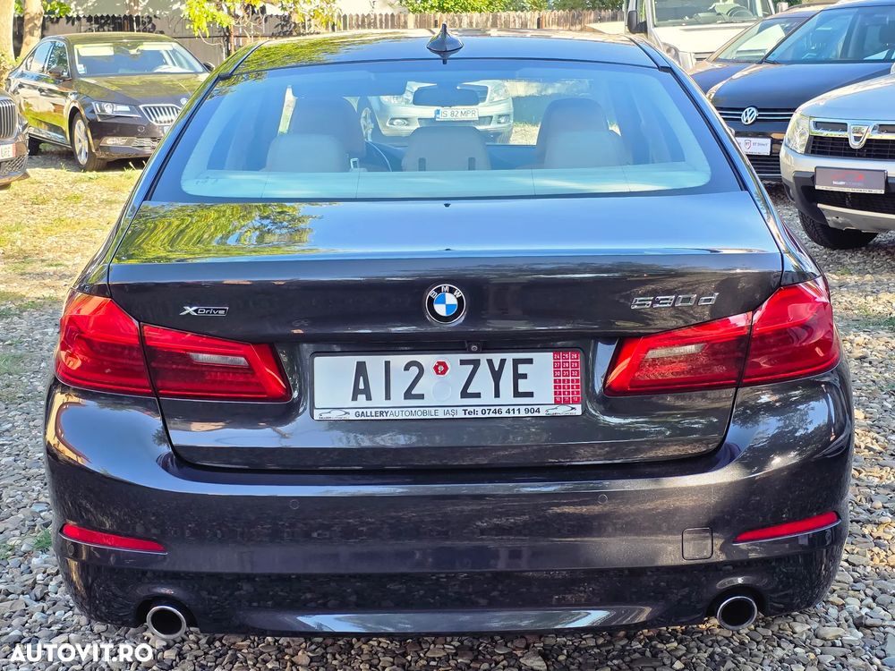 BMW Seria 5 530d xDrive Aut. Luxury Line - 23