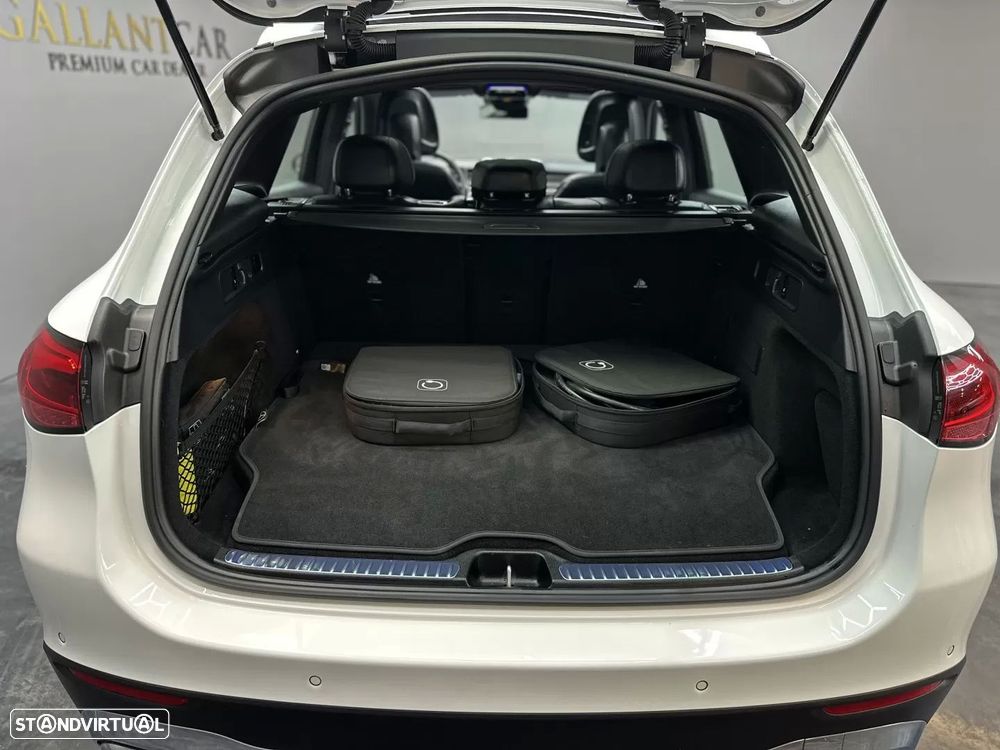 Mercedes-Benz GLC 300 e 4Matic - 17