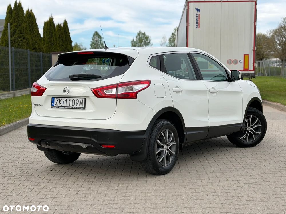 Nissan Qashqai 1.2 DIG-T Visia EU6 - 2