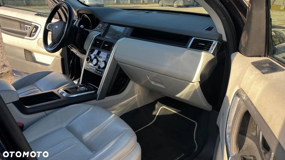 Land Rover Discovery Sport TD4 SE - 12