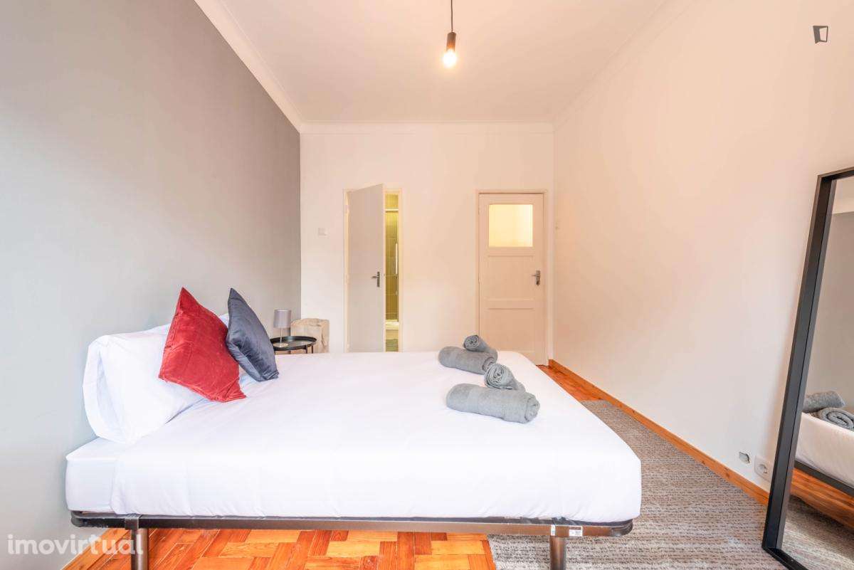 Quarto - localizado em Telheiras Lisbon - Grande imagem: 2/13
