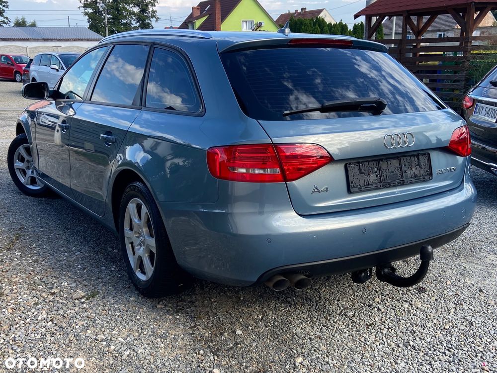 Audi A4 2.0 TDI DPF Attraction - 12