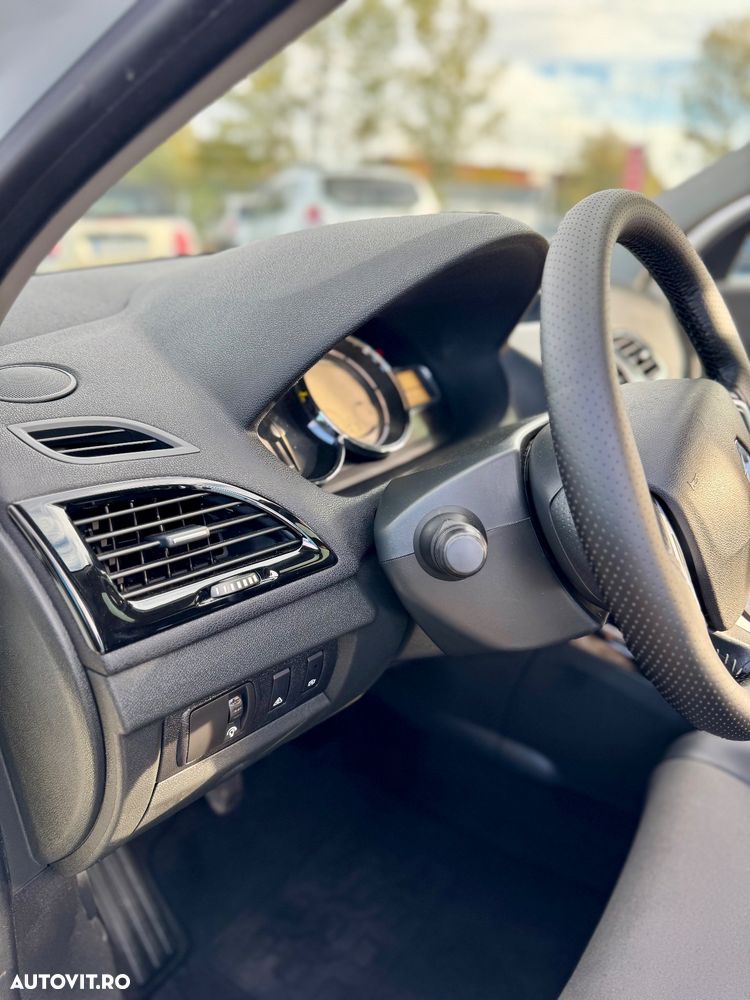 Renault Megane Grandtour ENERGY dCi 110 Start & Stopp Bose Edition - 14