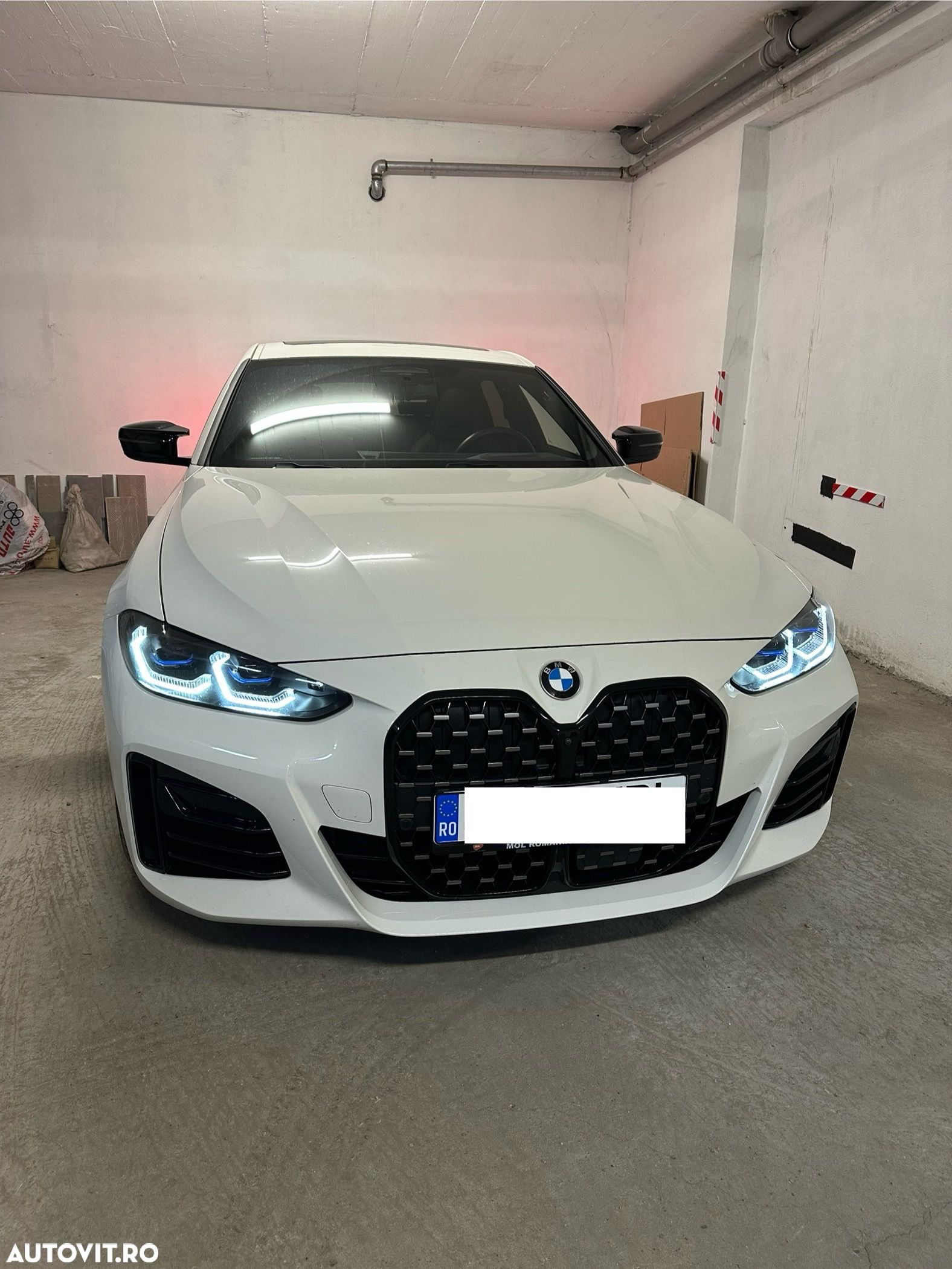 BMW M4 M440i xDrive AT MHEV - 1