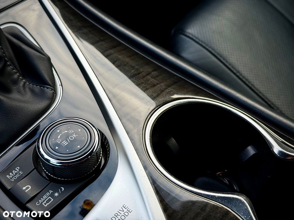 Infiniti Q60 2.0t Premium - 39