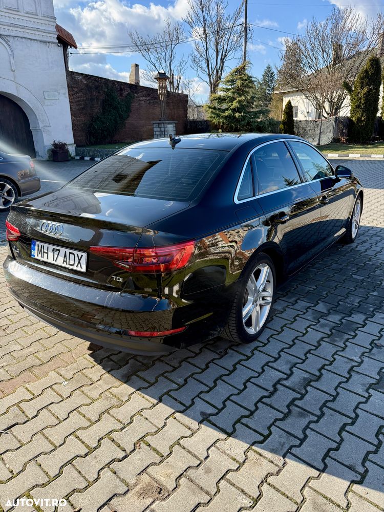 Audi A4 2.0 TDI S tronic - 17