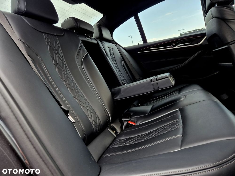 BMW Seria 5 - 15