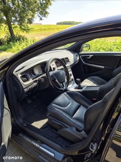 Volvo S60 D2 Drive-E Dynamic Edition (Momentum) - 6