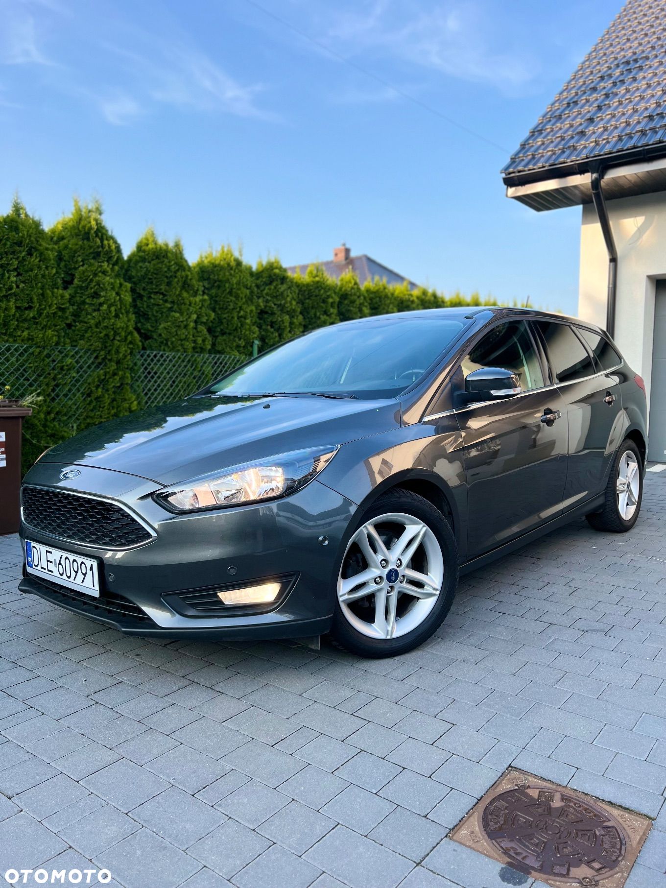 Ford Focus 1.0 EcoBoost Start-Stopp-System COOL&CONNECT DESIGN - 1