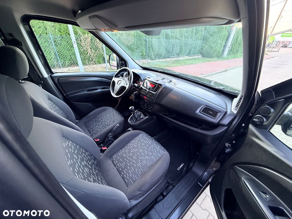 Opel Combo - 22