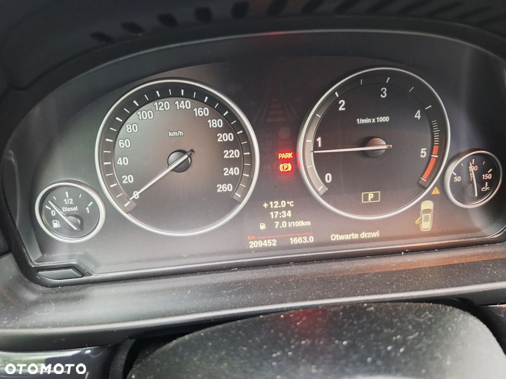 BMW Seria 5 520d - 16