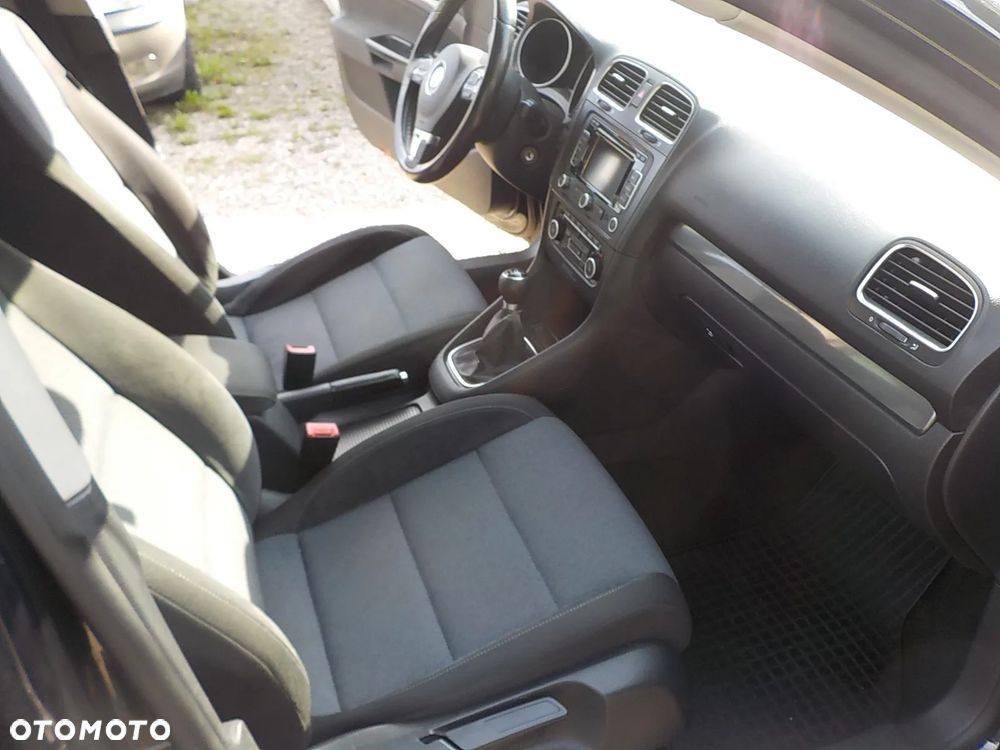 Volkswagen Golf 2.0 TDI DPF Style - 12