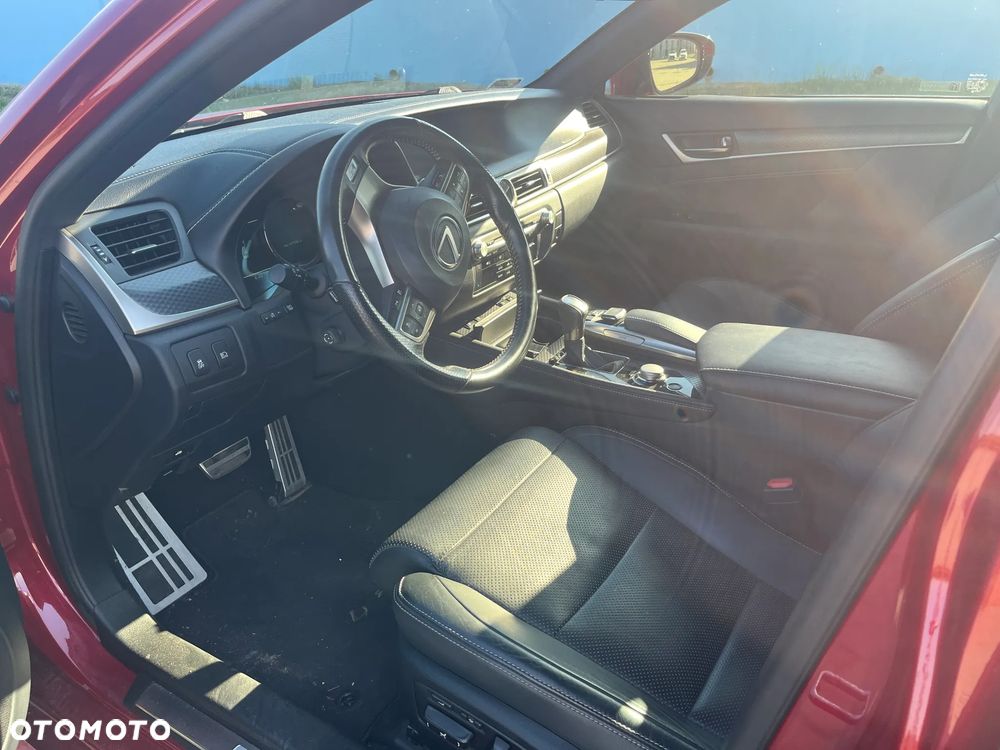 Lexus GS 200t / 300 F Sport - 6
