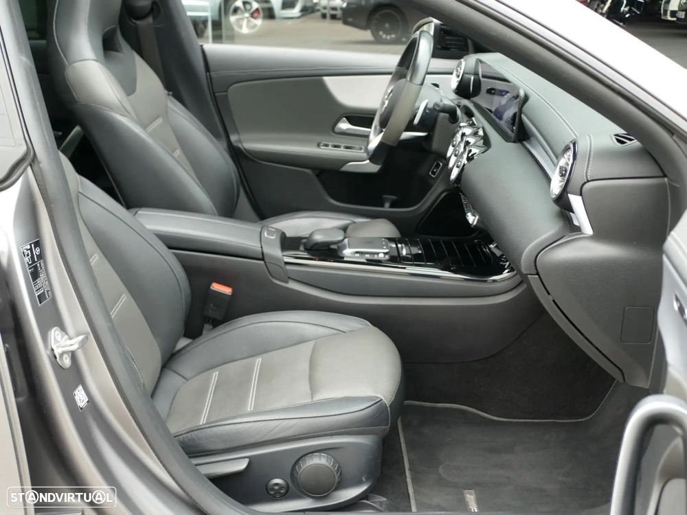 Mercedes-Benz CLA 250 e - 31