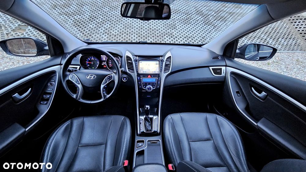 Hyundai i30 1.6 CRDi Automatik Style - 6