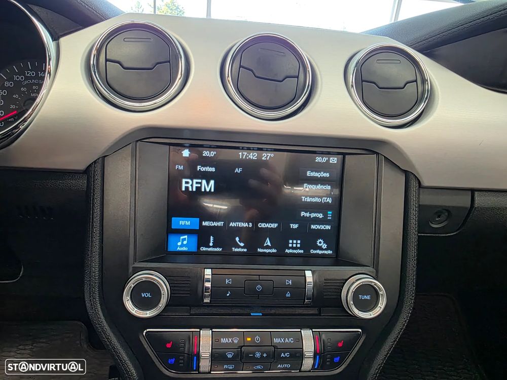 Ford Mustang 2.3i EcoBoost - 19