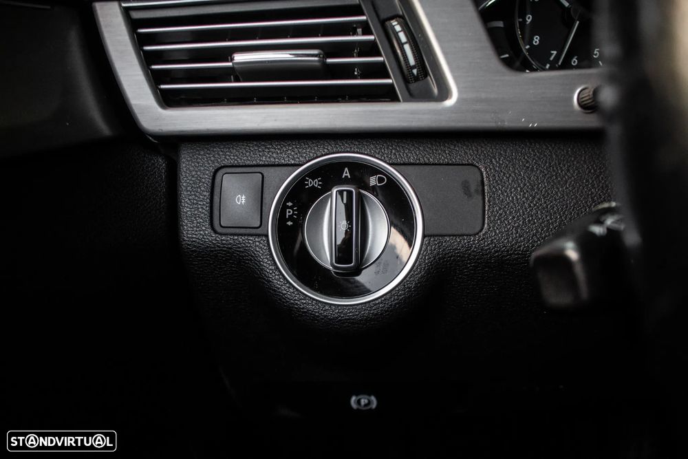 Mercedes-Benz E 250 CDi Avantgarde BlueEfficiency Auto. - 14
