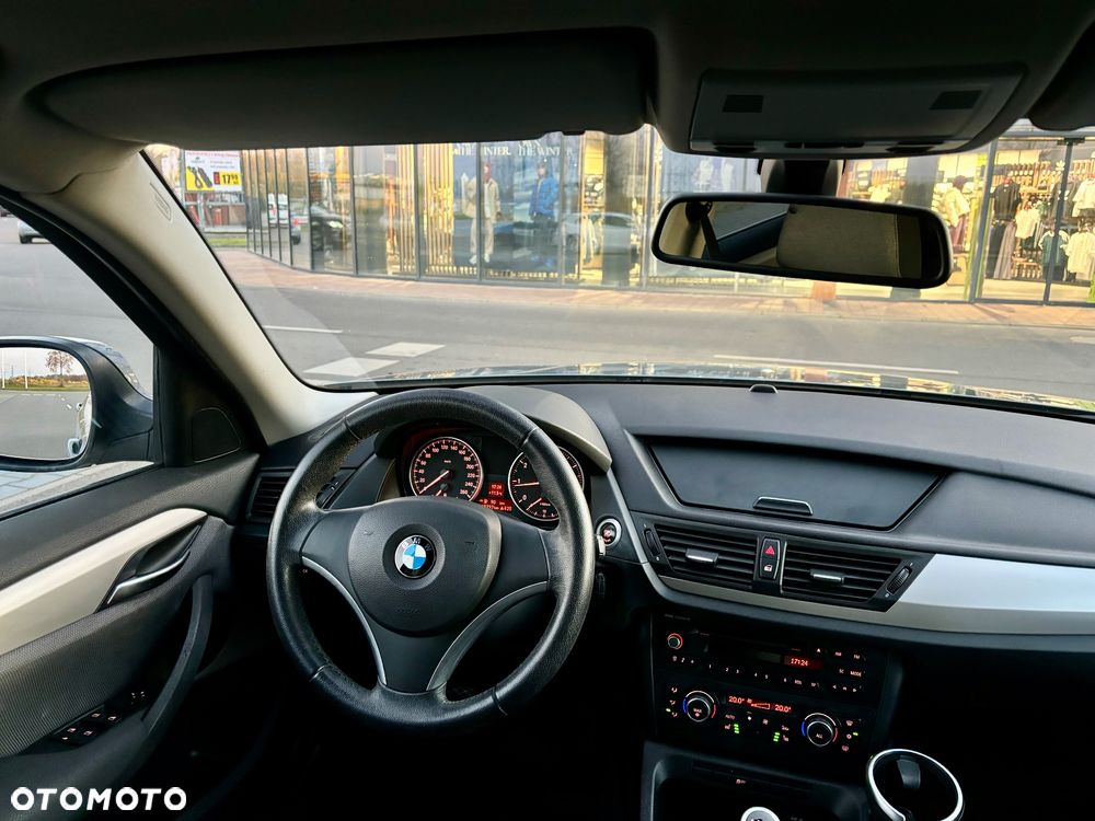 BMW X1 - 11