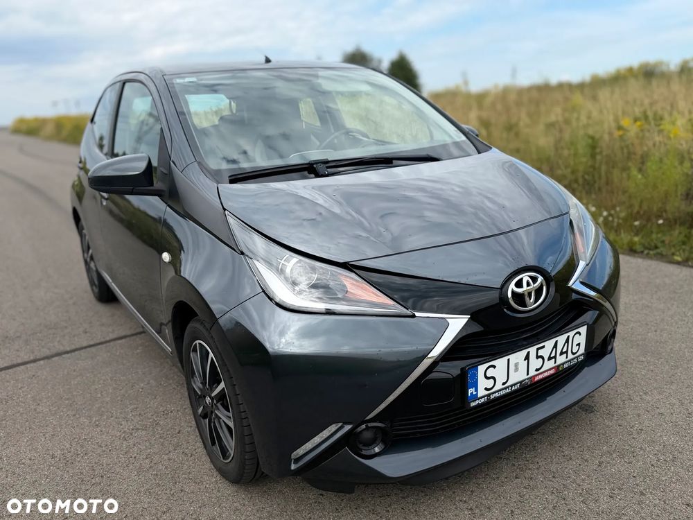 Toyota Aygo x-clusiv - 32