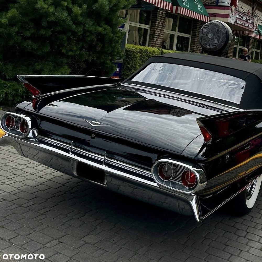 Cadillac Inny - 22